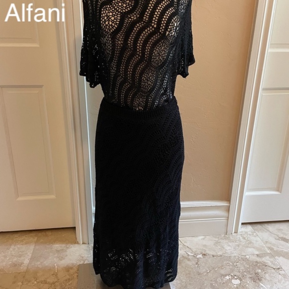 Crocheted Knit Two-piece mid calf round/boat neck black dress. XL.